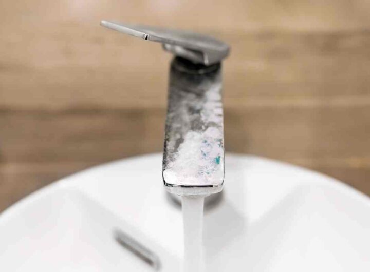 Calcare ostinato sui rubinetti? Ecco come rimuoverlo in pochi minuti