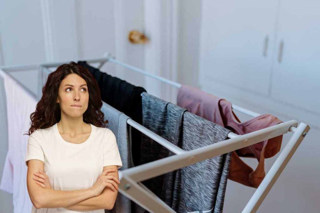 Con la pioggia il bucato non si asciuga e puzza