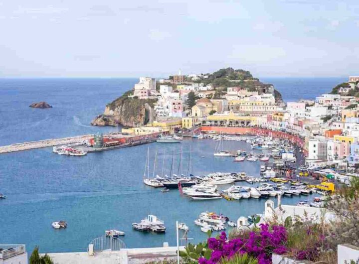 A due passi da Roma c'è l'isola più bella del mondo