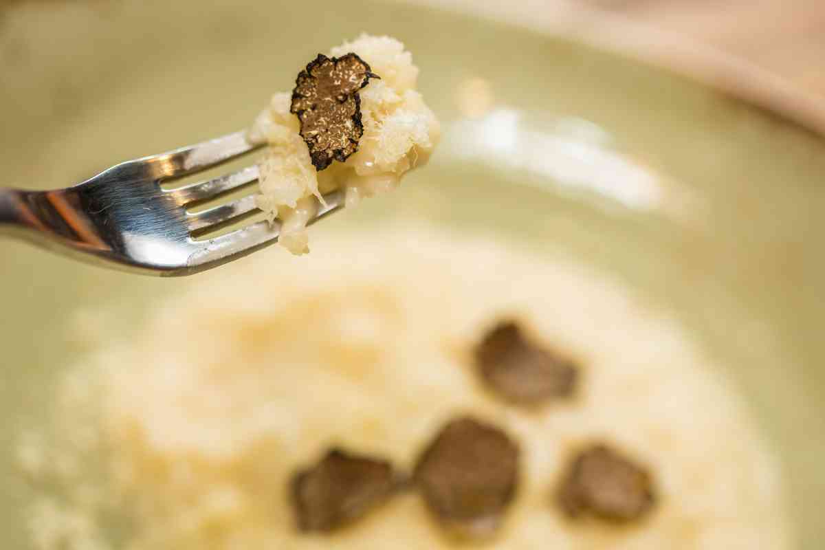 In questo periodo dell'anno è magica, la "Città del tartufo" patrimonio Unesco