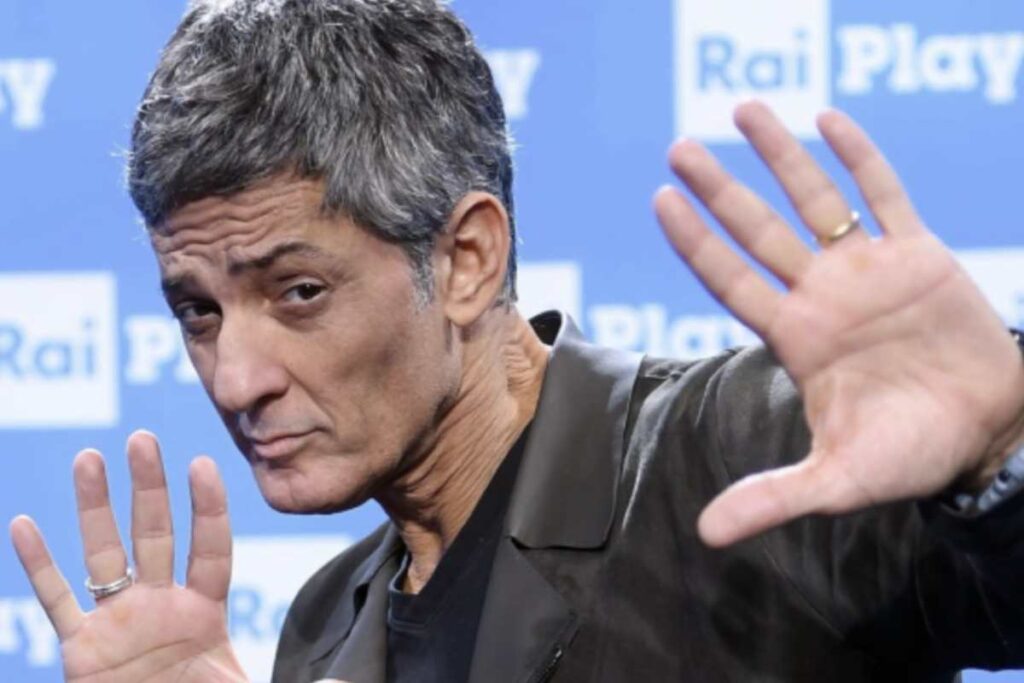 Dopo l’annuncio ormai confermato del suo imminente rientro in radio con il programma Pennicanza, condotto insieme a Fabrizio Biggio