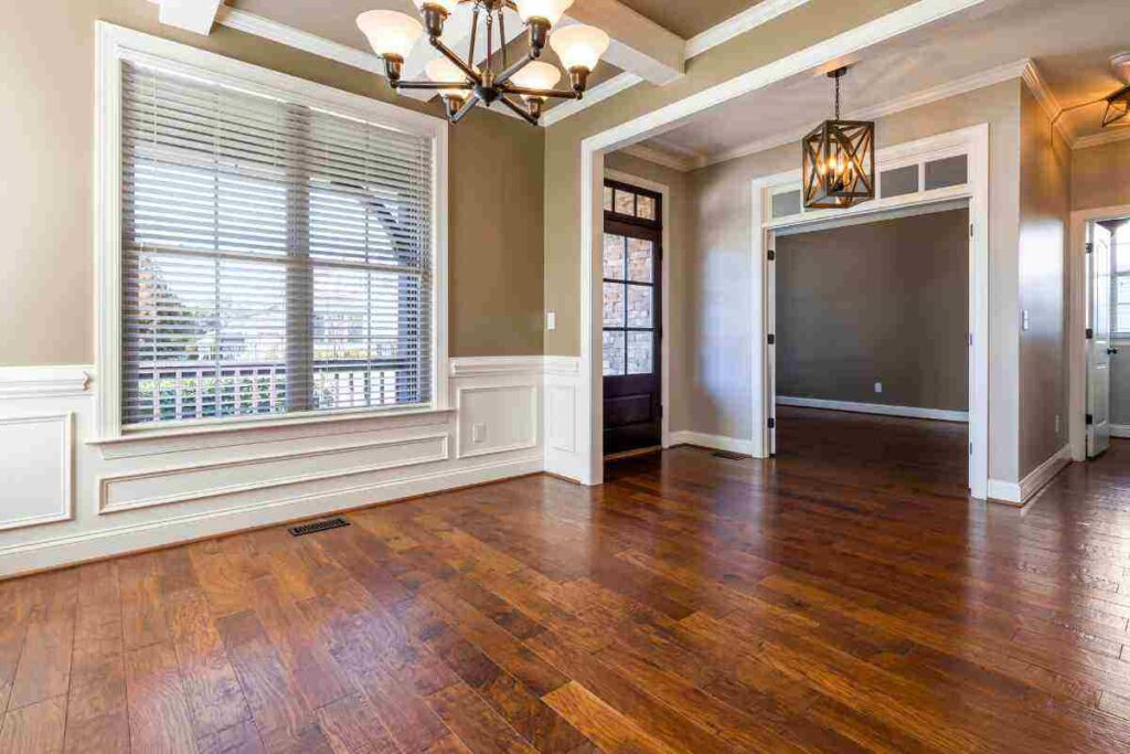 Parquet lucido e senza graffi: ecco il trucco per farlo tornare come nuovo, i dettagli