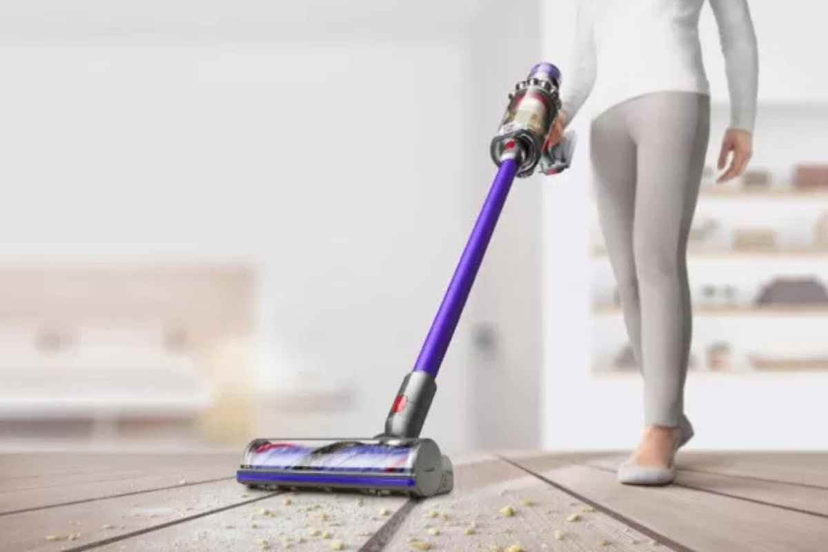 Questa scopa elettrica Dyson costa meno di tutti, i dettagli