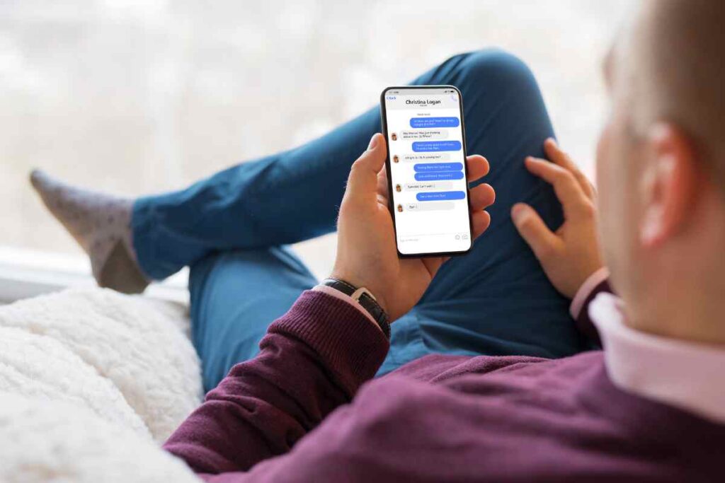 Whatsapp, occhio: ora tutte le volte che lo fai i tuoi contatti ricevono una notifica, tutti i dettagli